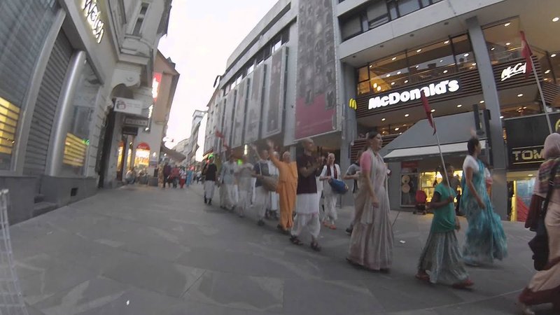 ITO - Hare Krišna skupnost javno praznuje